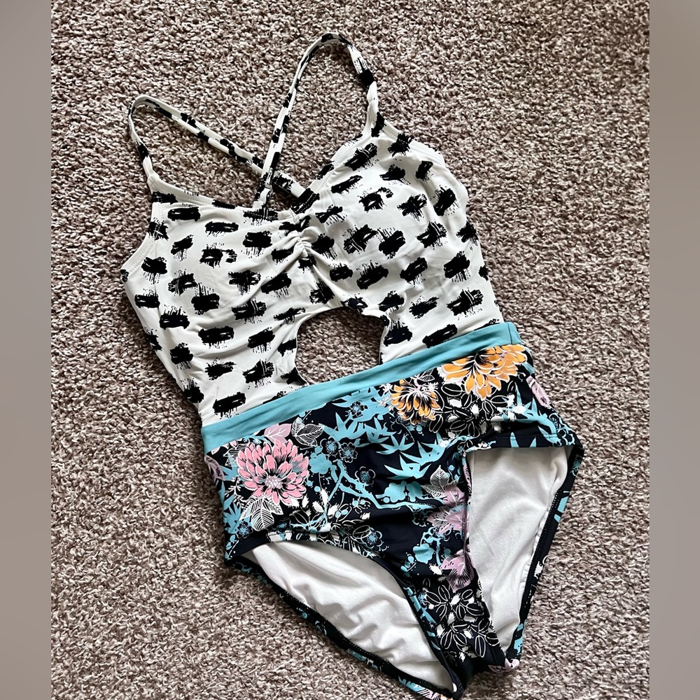 Social Angel Bathing Suit